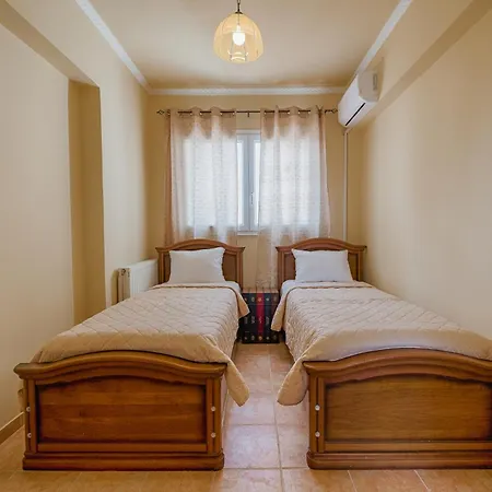 וילה Royal Classico