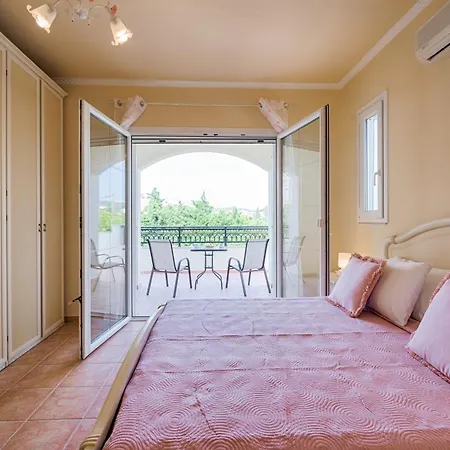 Royal Classico Villa *